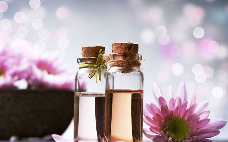 5 recettes maison pour combiner huiles essentielles et végétales
